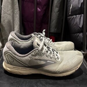 Brooks Ghost 14